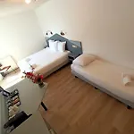 Hotel Den Burg 3*