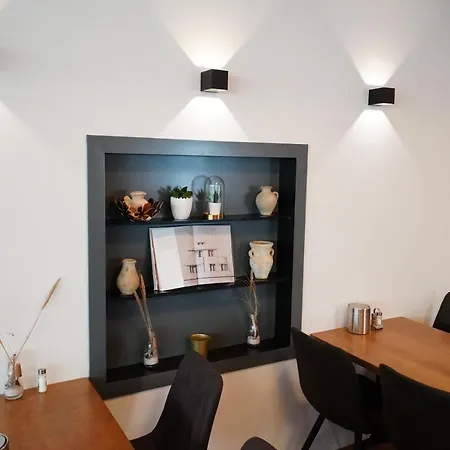 - Digital Access Hotel Den Burg