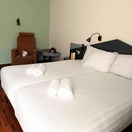 Hotel Den Burg 호텔 덴버크