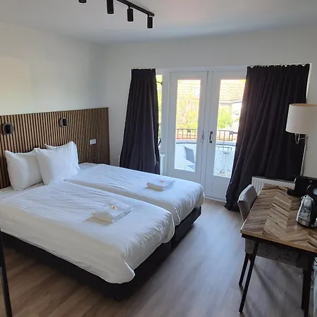 Hotel Den Burg 3* Den Burg