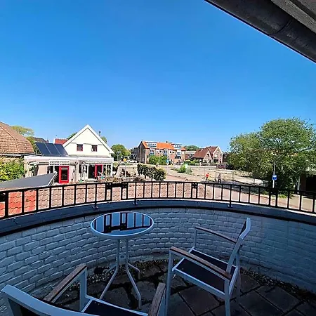 Hotel Den Burg 3*