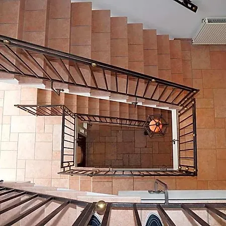 Hotel Den Burg Hotel 3*