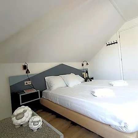 Hotel Den Burg 3*