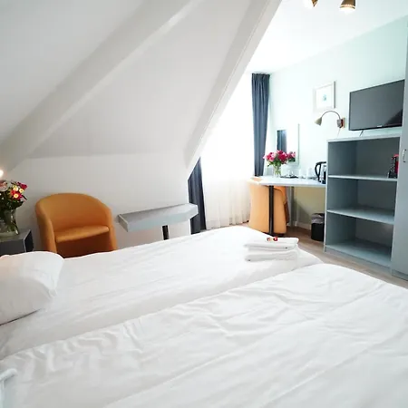 Hotel Den Burg 3*