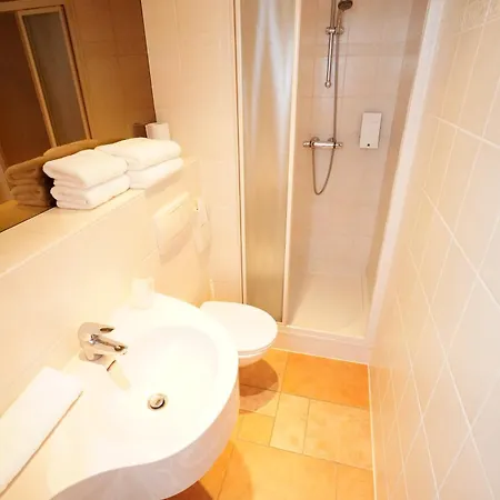 Hotel Den Burg 3*